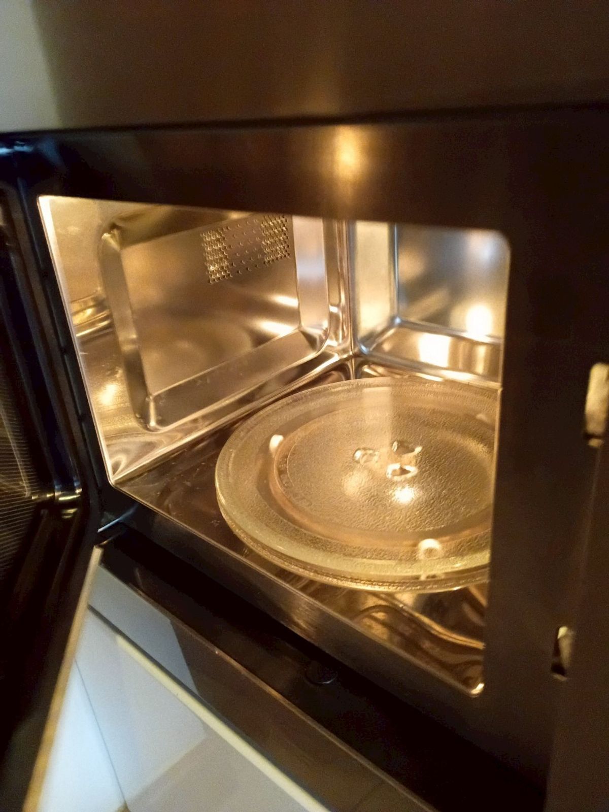 For SaleCondoPattaya, Bangsaen, Chonburi : for sale condo the palm wongamat beach front pattaya studio type (S03-2005)