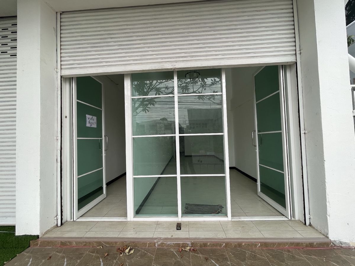 ให้เช่าอาคารพาณิชย์สุขุมวิท อโศก ทองหล่อ : ให้เช่าอาคารพาณิชย์ 3.5 ชั้น ใช้สอย 500ตร.ม 5 คูหา สุขุมวิท101/1 ซอย วชิรธรรมสาธิต 51 