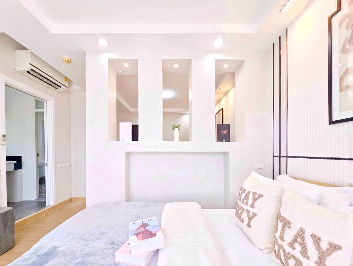 For SaleCondoChokchai 4, Ladprao 71, Ladprao 48, : ✨️ Corner room .. pay lighter than rent! Get a wide room with a house with a condo on a golden location near MRT and Central Ladprao.