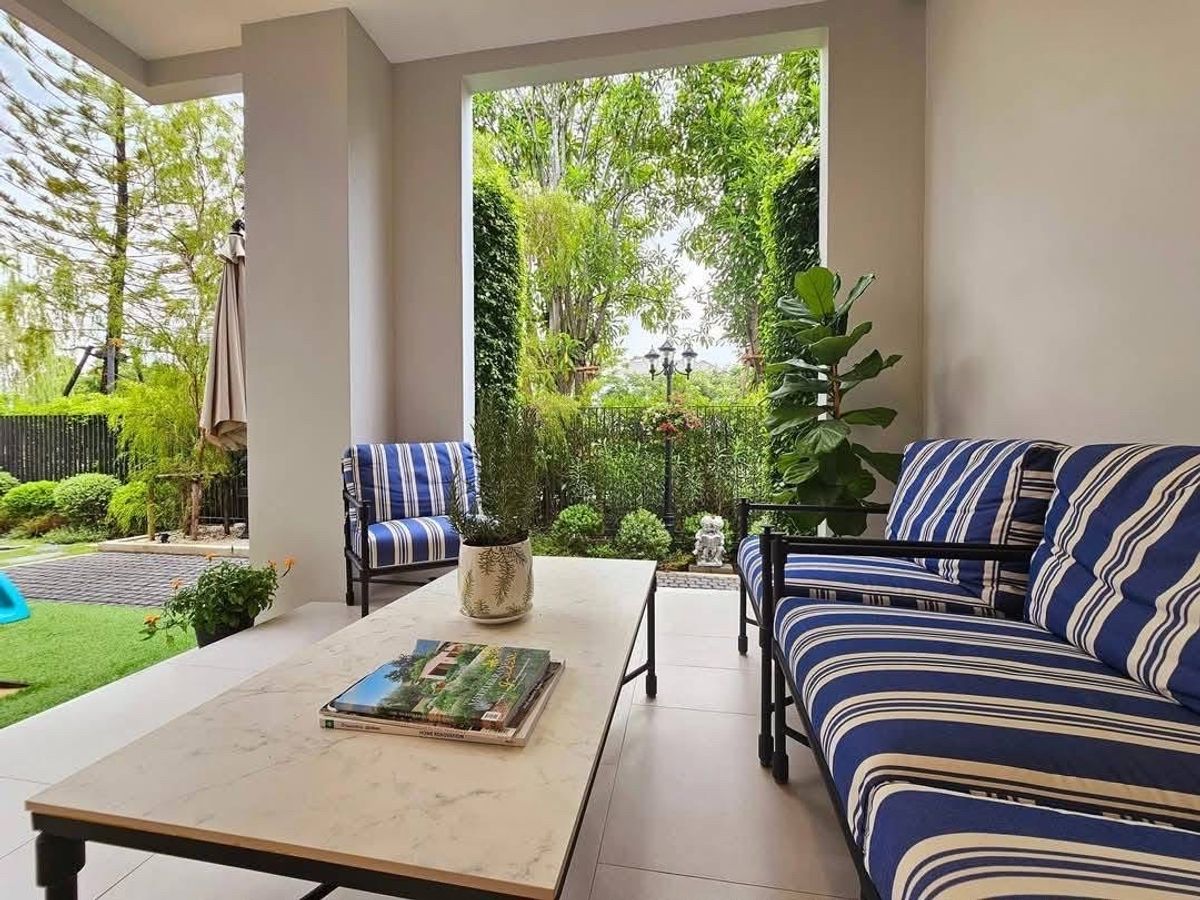 For SaleHousePattanakan, Srinakarin : 𝐇𝐎𝐓 𝐃𝐄𝐀𝐋 House for sale in Nantawan Rama 9, Krungthep Kreetha, size 650 SQ.M 5 Bed, only 110 MB !!