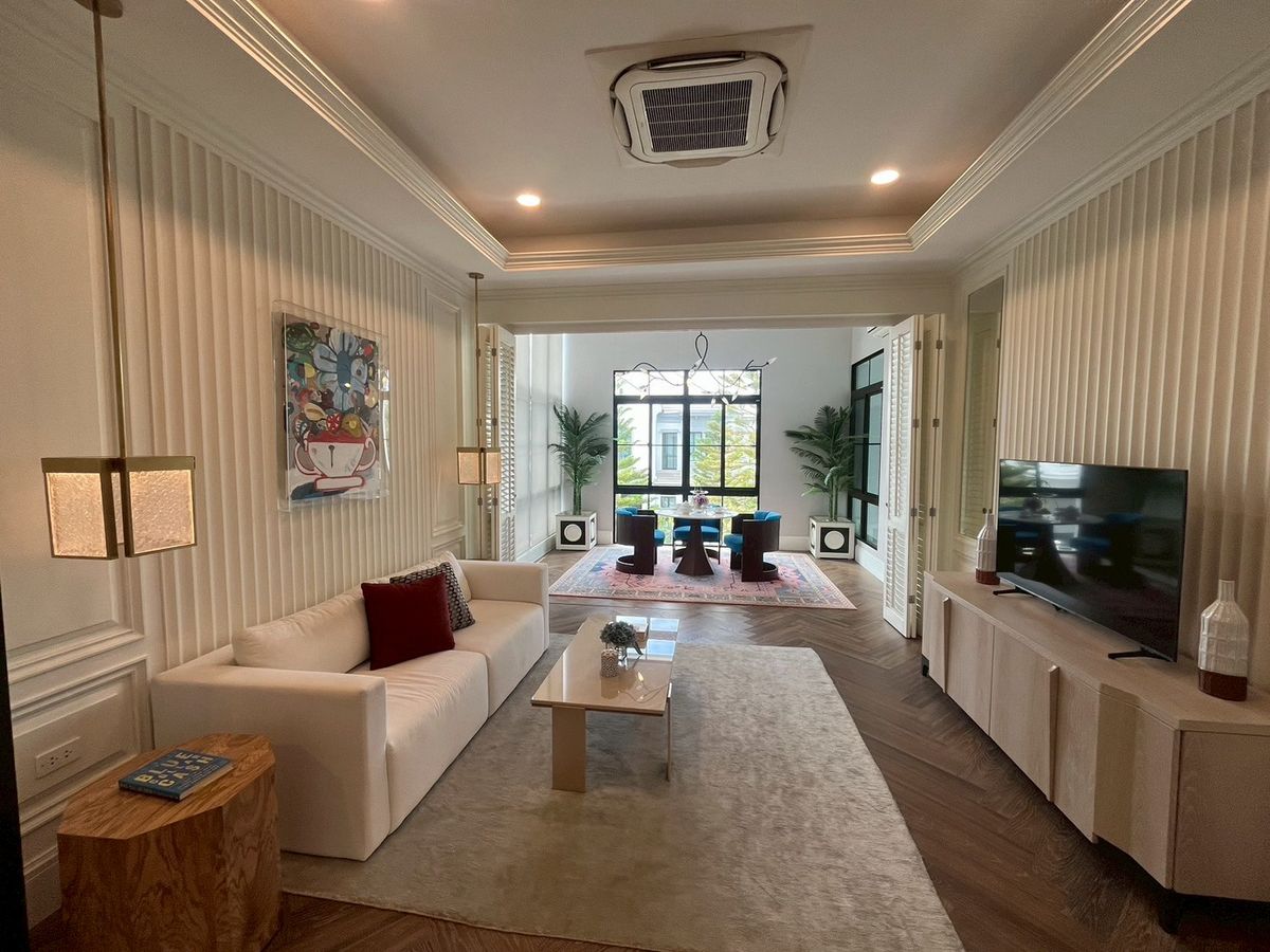 ขายบ้านปิ่นเกล้า จรัญสนิทวงศ์ : 🏡 ขายบ้านหรู นันทวัน ปิ่นเกล้า - กาญจนาภิเษก บ้าน Type Leduc | พื้นที่ใช้สอย 608 ตร.ม. | ที่ดิน 190 ตร.วา | ราคา 70 ล้านบาท (ภาพบ้านตัวอย่าง)