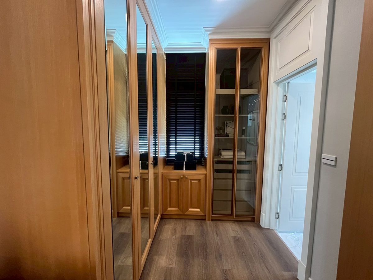 ขายบ้านปิ่นเกล้า จรัญสนิทวงศ์ : 🏡 ขายบ้านหรู นันทวัน ปิ่นเกล้า - กาญจนาภิเษก บ้าน Type Leduc | พื้นที่ใช้สอย 608 ตร.ม. | ที่ดิน 190 ตร.วา | ราคา 70 ล้านบาท (ภาพบ้านตัวอย่าง)