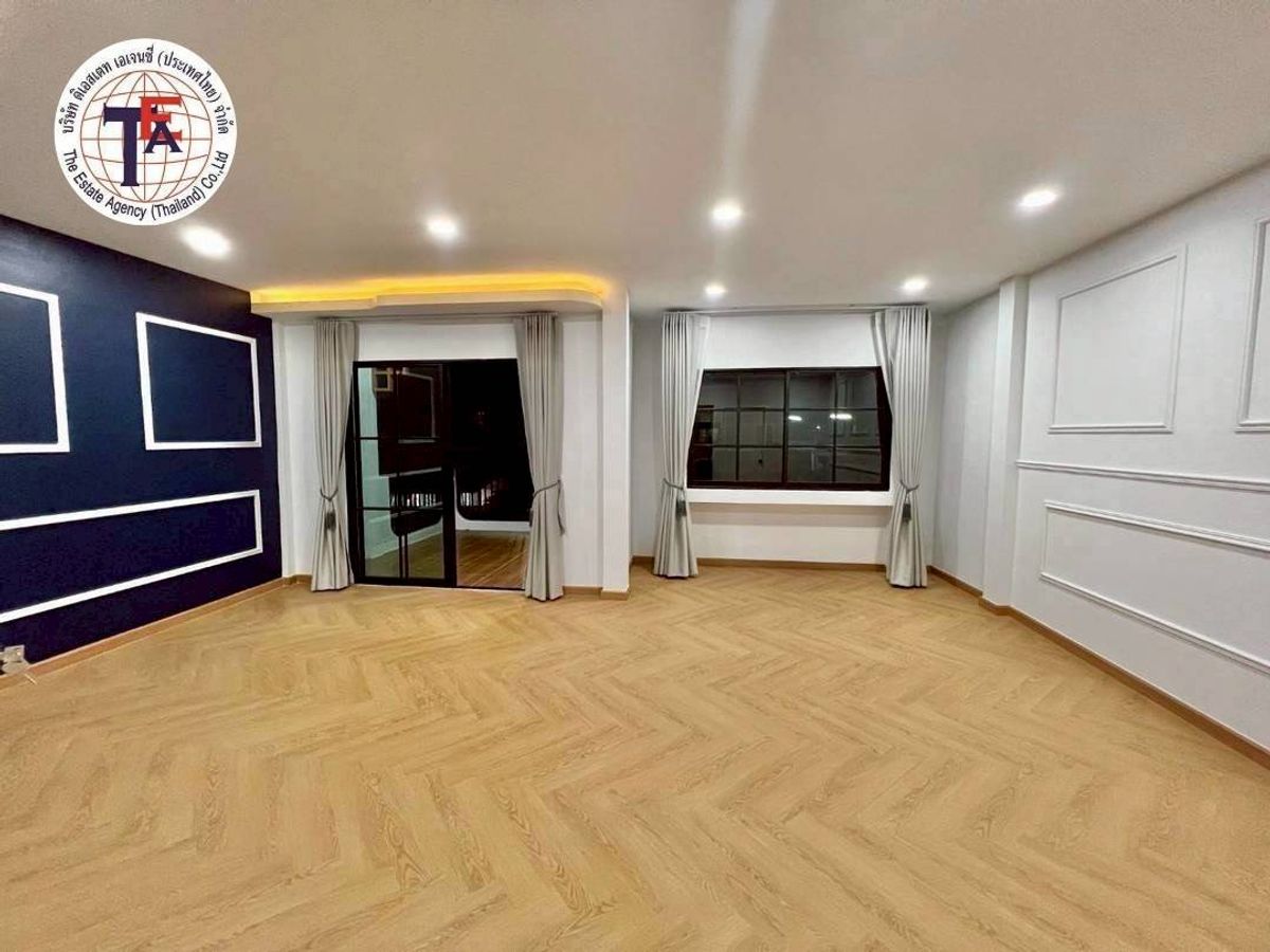 For SalePathum Thani,Rangsit, Thammasat : 2 storey twin house for sale, Chom Fao Rangkul, Rangsit-Khlong 2 Lam Luk Ka Ongkharak Thanyaburi, Pathum Thani, Nakhon Nayok, Thammasat University, Rangsit Future Park Rangsit Bang Pakok Dream World Hospital, Duangjit Kindergarten 2 School Bank Department