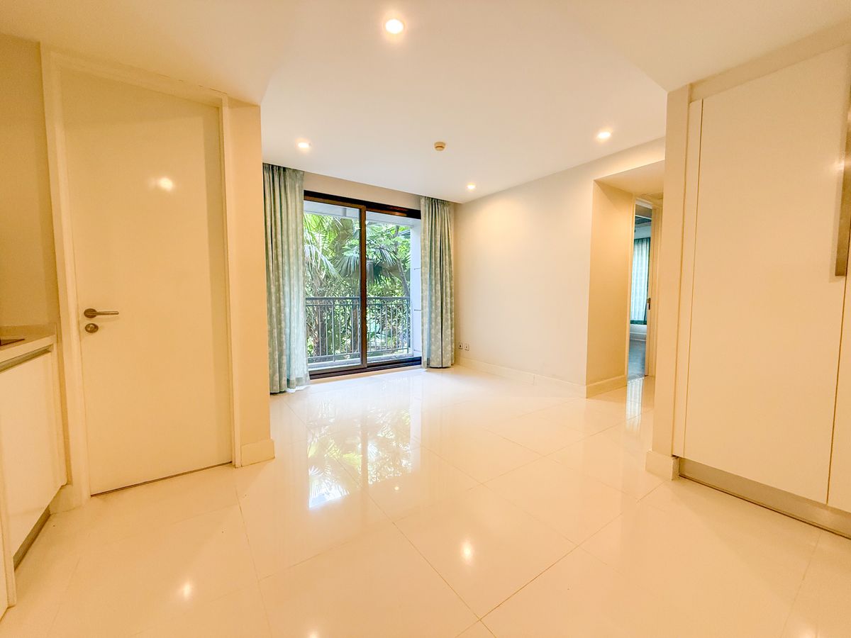 ขายคอนโดสาทร นราธิวาส : Collezio Sathorn - Pipat / 2 Bedrooms (FOR SALE), โคเรสซิโอ สาทร - พิพัฒน์ / 2 ห้องนอน (ขาย) DO615