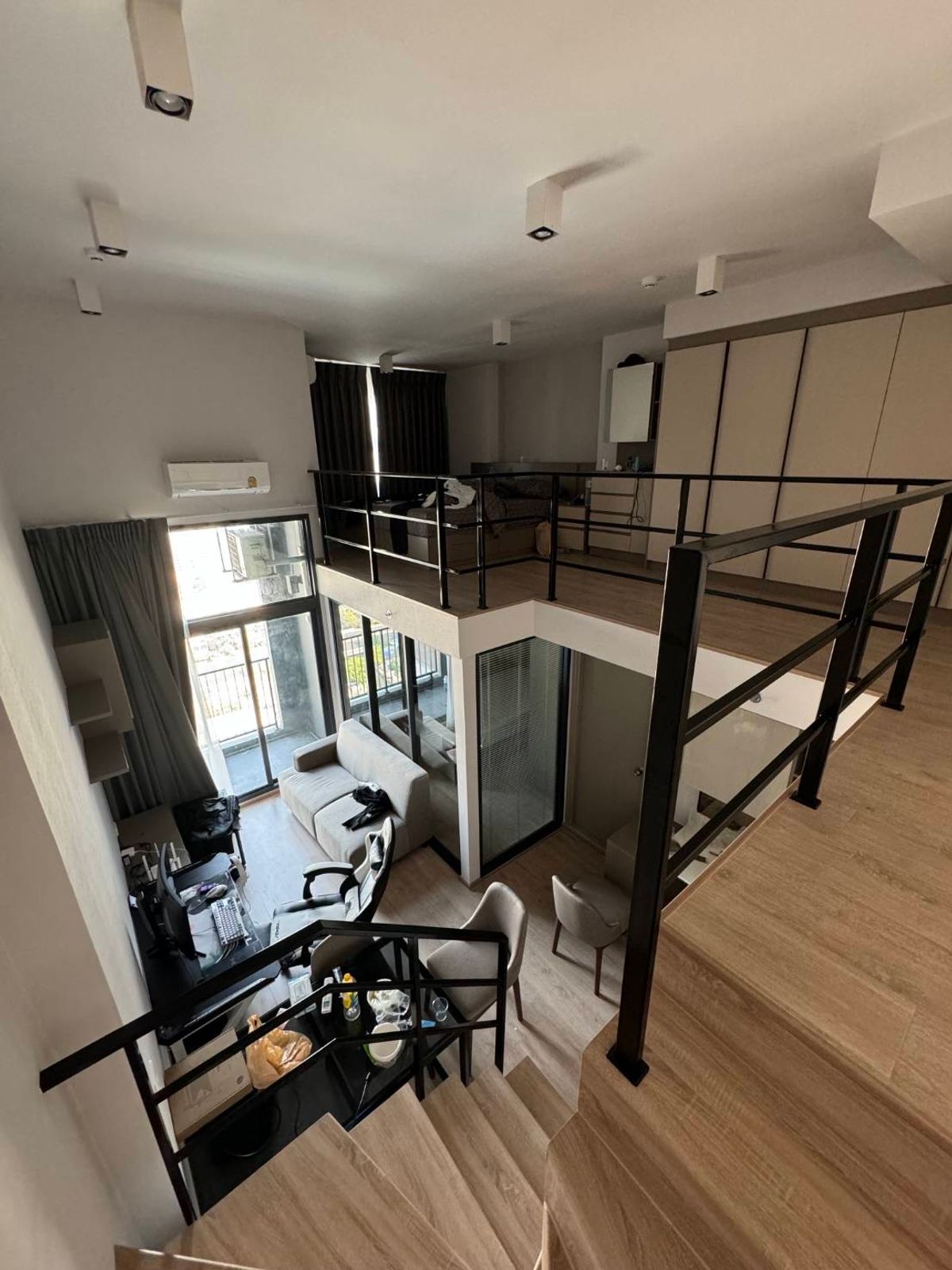For RentCondoRama9, Petchburi, RCA : Condo for rent IDEO RAMA9-ASOKE, a new condo, ready to be near MRT Rama 9, convenient to travel !!