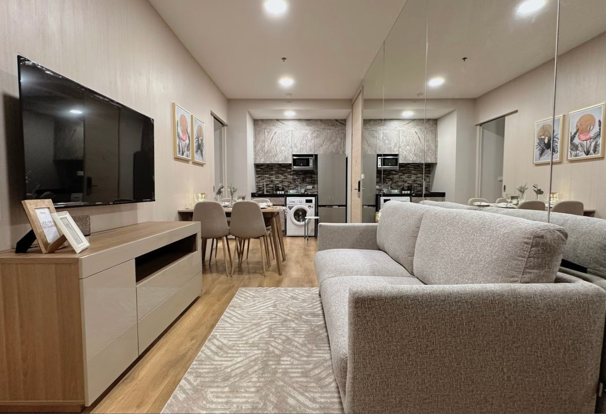 CondoSukhumvit, Asoke, Thonglor : ** Rental/Rent ** Park Origin Promphong (Park 24) 2 bedrooms, 2 bathrooms