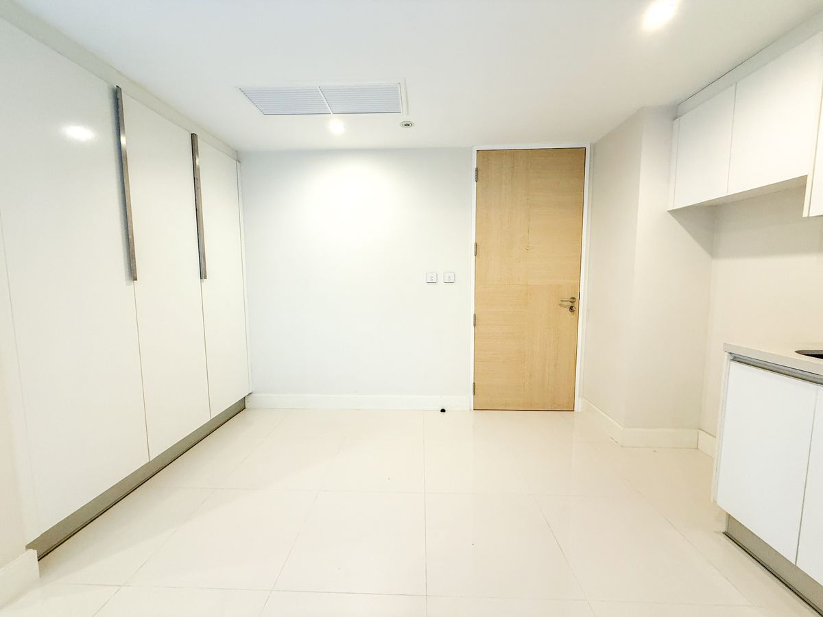 For SaleCondoSathorn, Narathiwat : Low-rise condo in the heart of Silom ✨ Collezio Sathorn - Pipat / 2 Bedrooms (FOR SALE), Collezio Sathorn - Pipat / 2 Bedrooms (FOR SALE) DO615