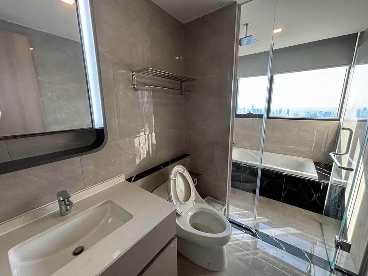 ให้เช่าคอนโดพระราม 9 เพชรบุรีตัดใหม่ RCA : คอนโด One9five Asoke-Rama9 เดินทางสะดวก ใกล้รถไฟฟ้าเอ็มอาที ห้องสวย เฟฟอร์นิเจอร์ครบ พร้อมอยู่ทันที!!