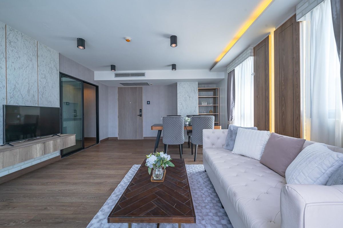 ให้เช่าคอนโดอ่อนนุช อุดมสุข : 🔥For Rent🔥The UNIQUE SUKHUMVIT 3 bed 3 bath ใกล้ BTS BANGCHAK