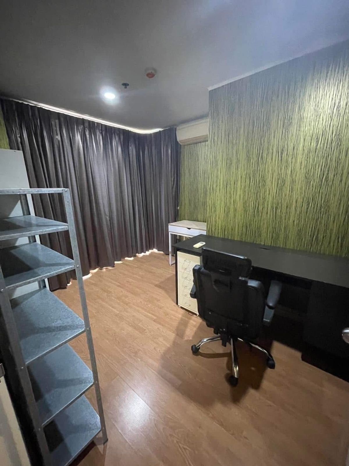 For RentCondoRatchadapisek, Huaikwang, Suttisan : 🌟 Condo for rent U Delight @ Huai Khwang - Near MRT ready 📍 Walk only a few minutes to MRT Huai Khwang, the golden location of workers in the city. 💰 Rental price: 22,000 baht/month