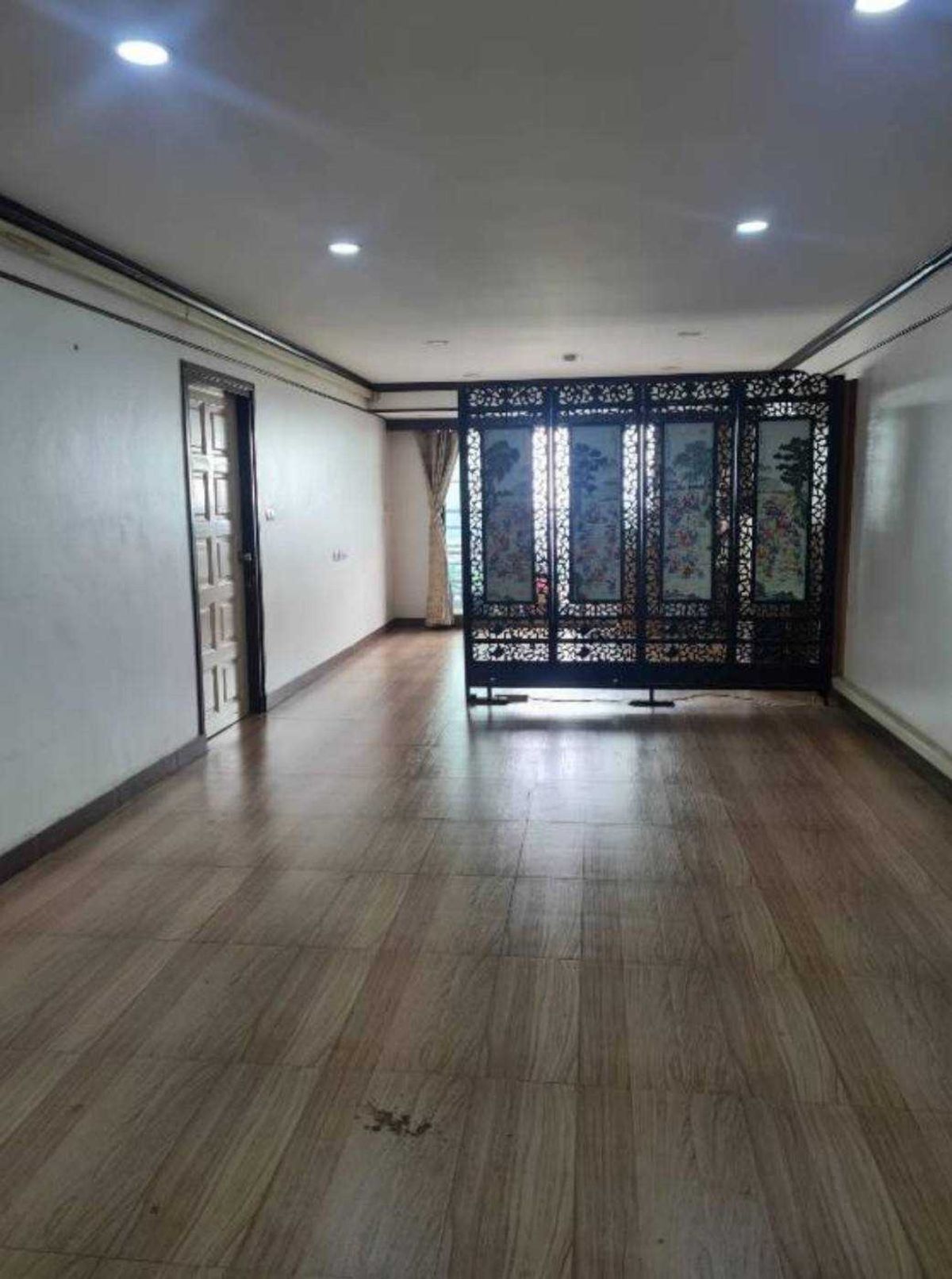 For SaleCondoPattanakan, Srinakarin : Condo for Sale Flora Ville, 121.88 sq.m., Near ARL Hua Mak Station