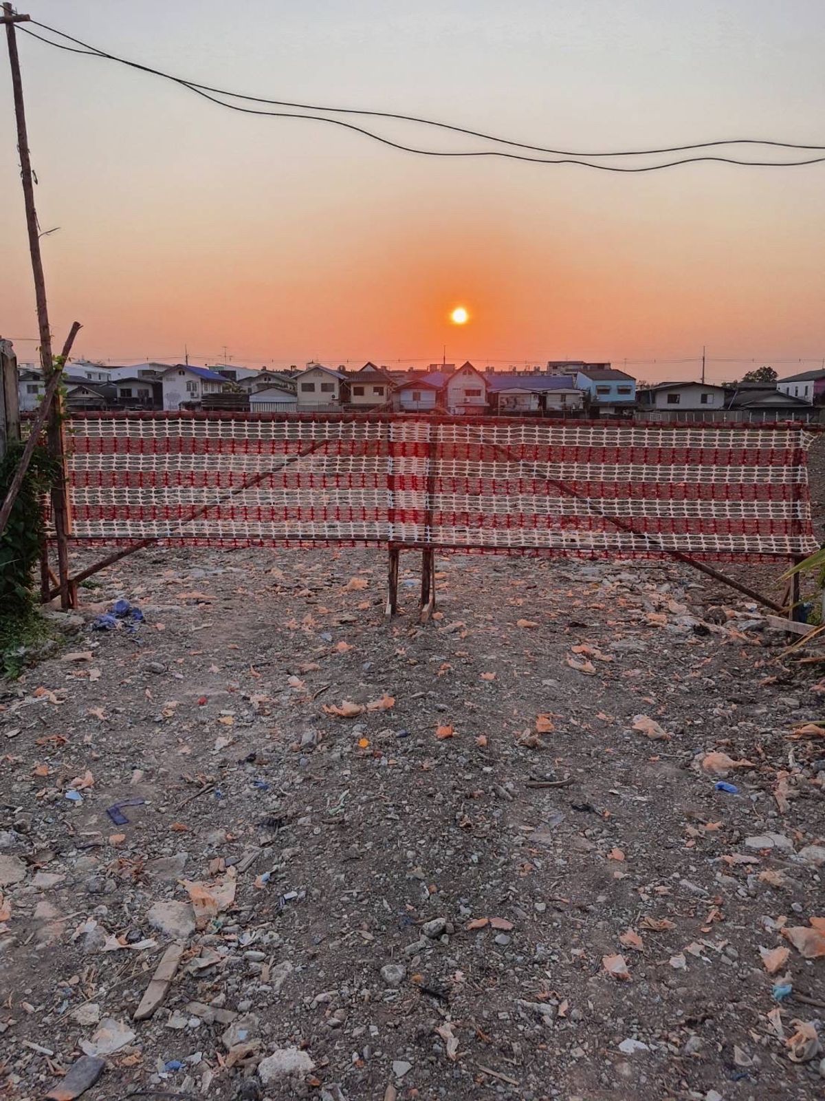 For SaleLandNawamin, Ramindra : Land for sale in Watcharapol 1-4 rai (can be divided) along Ram Inthra Expressway, Thepprak Sukhaphiban 5