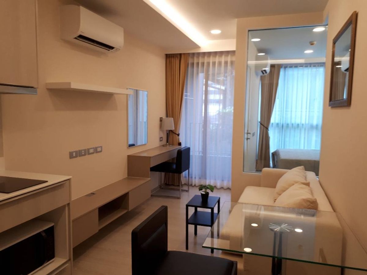 ขายคอนโดสุขุมวิท อโศก ทองหล่อ : Vtara Sukhumvit 36 / 1 Bedroom (SALE WITH TENANT), วีธารา สุขุมวิท 36 / 1 ห้องนอน (ขายพร้อมผู้เช่า) HL1894