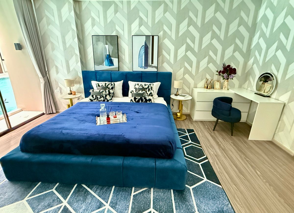 ให้เช่าคอนโดสุขุมวิท อโศก ทองหล่อ : คอนโด Fynn Asoke เดินทางสะดวก ใกล้รถไฟฟ้าบีทีเอส มีรถรับส่ง เฟอร์นิเจอร์ครบ พร้อมอยู่ทันที