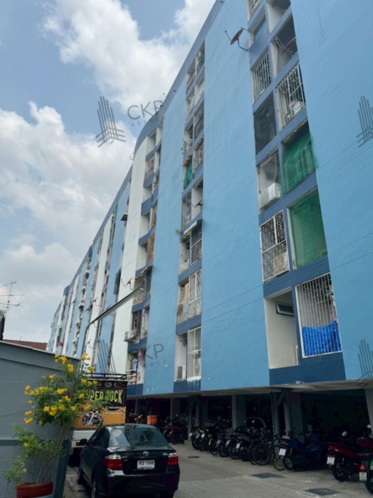 ขายคอนโดพัฒนาการ ศรีนครินทร์ : คอนโด ภัทรศรีพัฒน์ ทาวเวอร์ ใกล้ถนนพัฒนาการ ใกล้โลตัส พัฒนาการและธัญญา พาร์ค