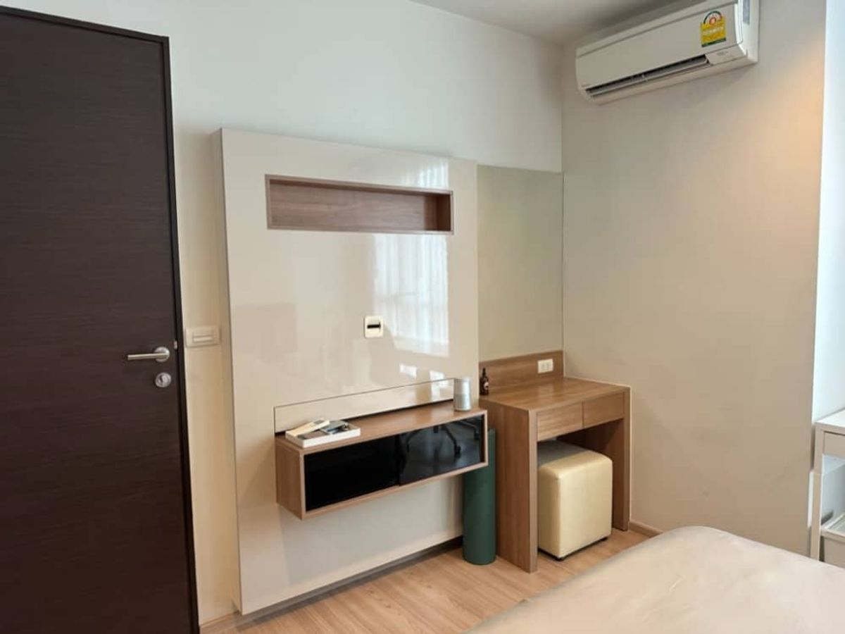 ขายคอนโดสาทร นราธิวาส : ขายด่วน ✨ Rhythm Sathorn ✨ เฟอร์นิเจอร์ และ เครื่องใช้ไฟฟ้าครบ ใกล้ BTS สะพานตากสิน