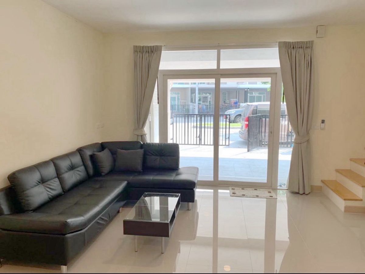 ให้เช่าทาวน์โฮมสมุทรปราการ สำโรง : ✅ For Rent ✅ Casa City Bangna KM.7🔥4 beds 🔥Corner Unit