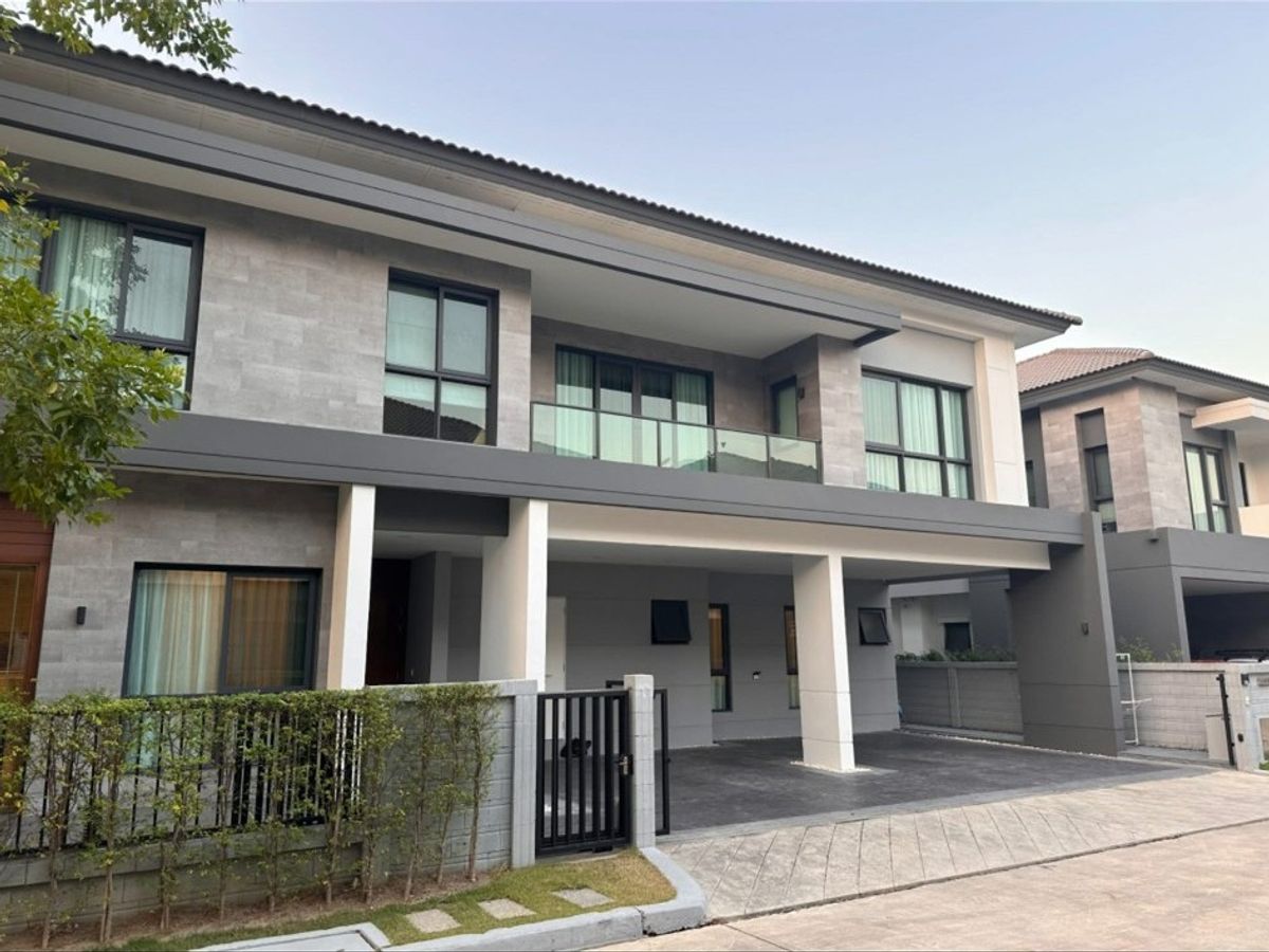 For RentHouseRama5, Ratchapruek, Bangkruai : ♦ Modern Luxury ♦ The City Rama 5, Nakhon In 5 Bedroom 6 Bedrooms | 105.90 sq.w. 416.00 sq.m. | The project is only 150 meters away from Nakhon In Road, near Rama 5 circulation and Srirat Expressway  