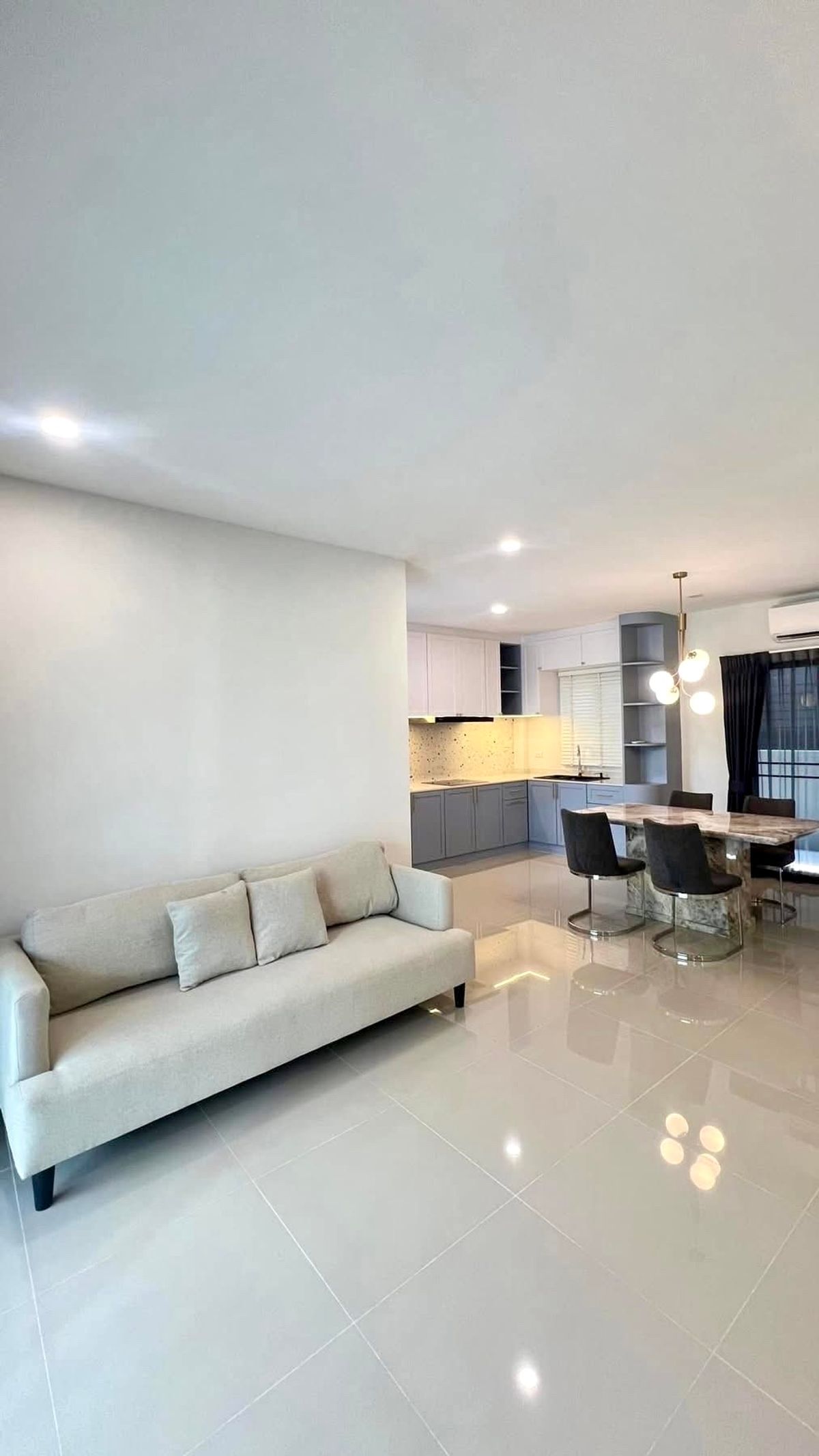 For RentTownhomeBangna, Bearing, Lasalle : 🌟For Rent: Townhome at Pleno Sukhumvit Bangna 2. This two-storeys townhome features 3 bedrooms and 3 bathrooms.💥Rental Fee: 45,000 THB/Month.
