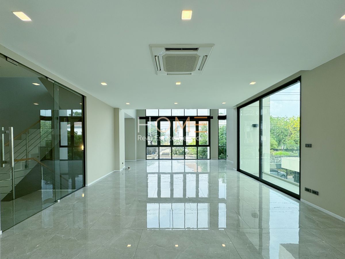 For SaleHome OfficePattanakan, Srinakarin : Mist On Nut - Srinakarin / 4 Bedrooms (Sale), Myst onnut - Srinakarin / 4 Bedrooms (SALE) FON045