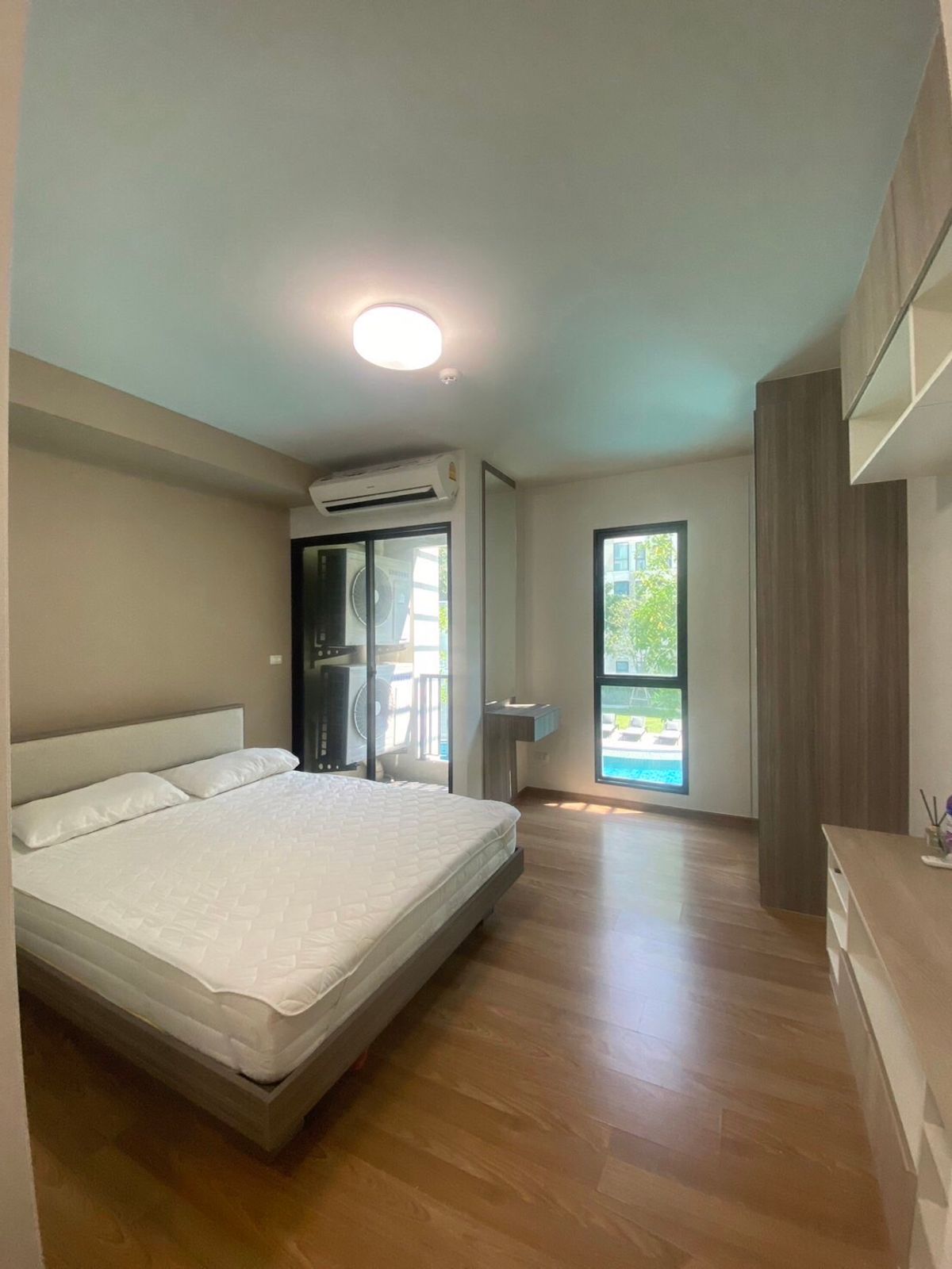 ให้เช่าคอนโดบางนา แบริ่ง ลาซาล : คอนโด ยูนิโอ สุขมวิท 72 Duplex 1 ห้องนอน 2 ห้องน้ำ ชนาด 70 ตรม. ห้องใหม่มาก 18,000/เดือน