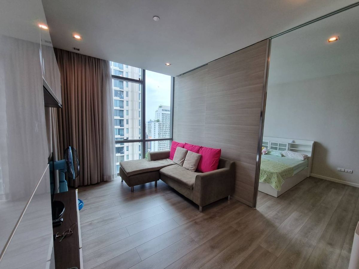 ขายคอนโดสุขุมวิท อโศก ทองหล่อ : The Room Sukhumvit 21 / 1 Bedroom (FOR SALE), เดอะ รูม สุขุมวิท 21 / 1 ห้องนอน (ขาย) F289