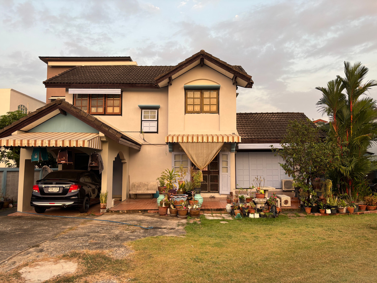 ขายบ้านอ่อนนุช อุดมสุข : ขายบ้านพร้อมที่ดิน ถนน สุขุมวิท93 ซอย พึ่งมี46 (สามารถเดินทางเข้า-ออก ได้หลายทาง สุขุมวิท อ่อนนุช ศรีนครินทร์ อุดมสุข)