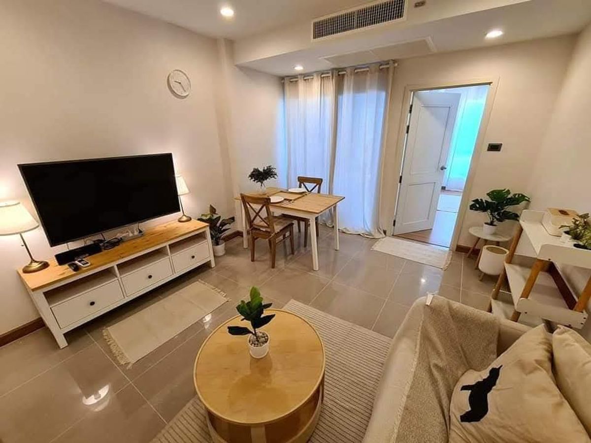 ให้เช่าคอนโดพระราม 9 เพชรบุรีตัดใหม่ RCA : 🚩For Rent : Supalai Wellington ll 🏷Available / 42 Sqm. / 10 fl.
