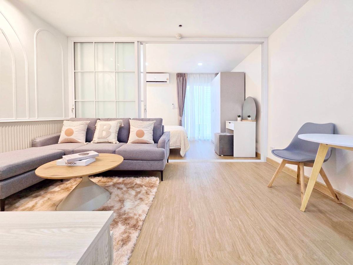 For SaleCondoBangna, Bearing, Lasalle : ✨️✨️𝐖𝐨𝐰 𝐖𝐨𝐰 𝐖𝐨𝐰 🌲🌲 🌲🌲️ Beautiful million, near BTS, Bang Na, separating the room, a special separate kitchen‼ ️ We wrote all 🌲🌲 Regent Home7/2) 🌲🌲 🌲🌲 🌲🌲