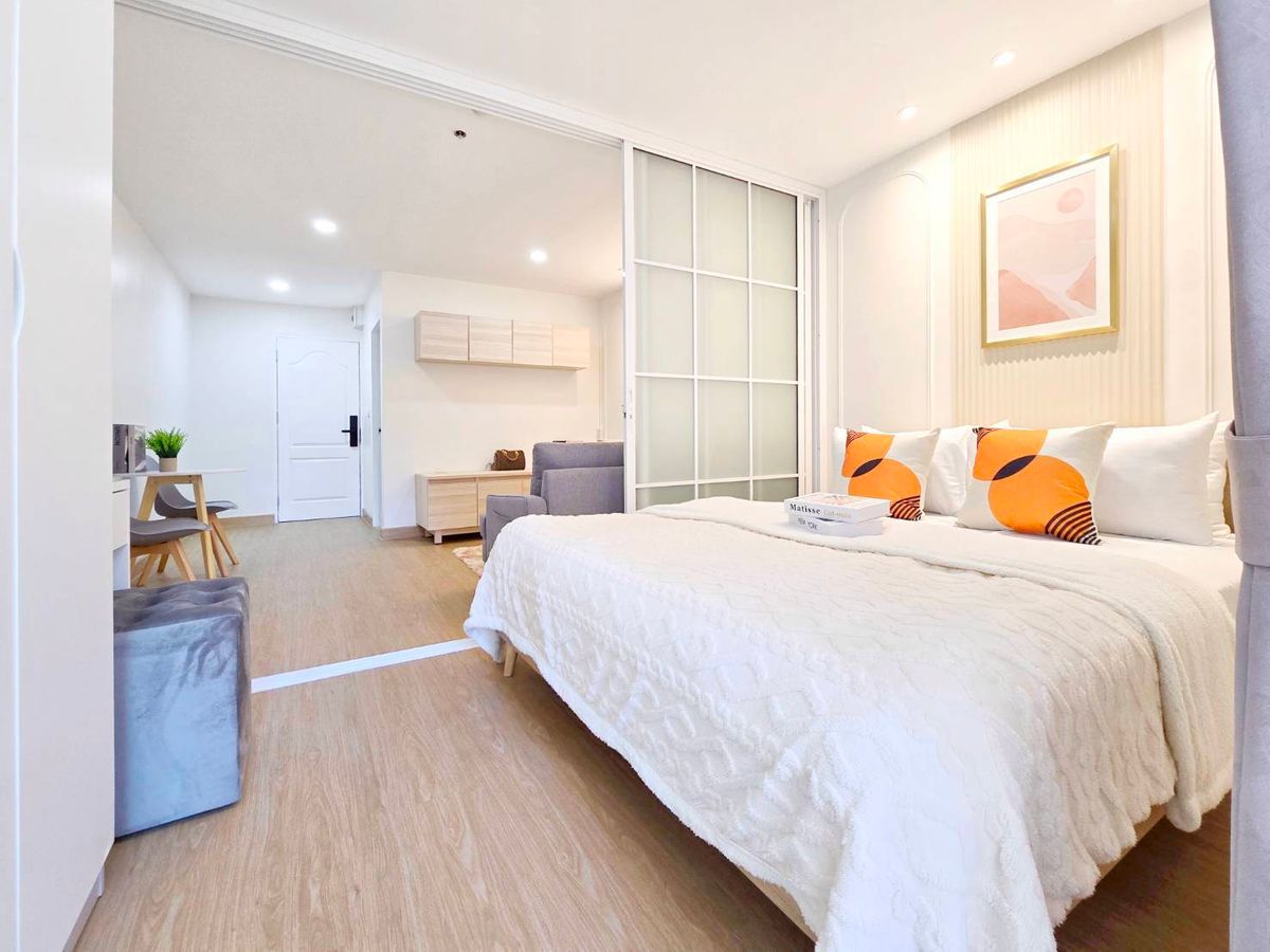 For SaleCondoBangna, Bearing, Lasalle : ✨️✨️𝐖𝐨𝐰 𝐖𝐨𝐰 𝐖𝐨𝐰 🌲🌲 🌲🌲️ Beautiful million, near BTS, Bang Na, separating the room, a special separate kitchen‼ ️ We wrote all 🌲🌲 Regent Home7/2) 🌲🌲 🌲🌲 🌲🌲