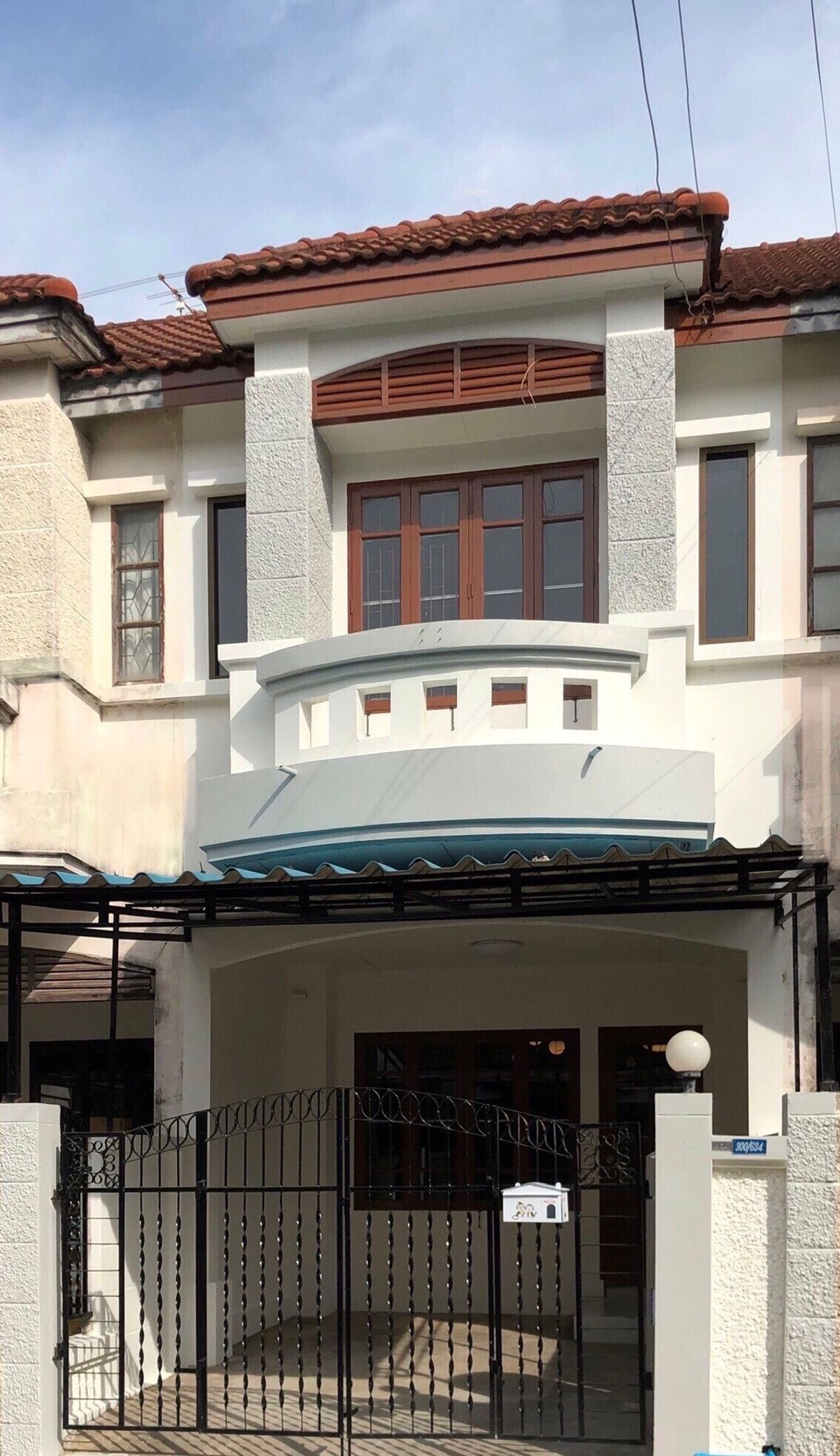 For RentTownhomeNonthaburi, Bang Yai, Bangbuathong : Rent a townhouse, Bubsarin, near Central West, MRT, Bang Phlu Station, Khlong Bang Phai Station Soi Chan Thong Iam Bang Bua Thong