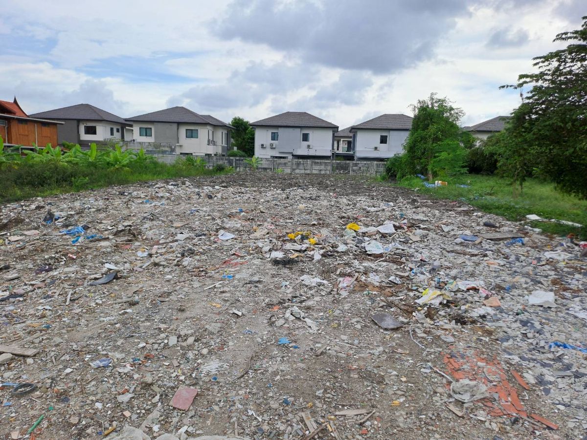 ขายที่ดินลาดกระบัง สุวรรณภูมิ : ที่ดินเปล่า 266 ตร.ว. ซอยพัฒนาการ 97 / (ขาย), Land 266 sq.w. Soi Phatthanakan 97 / (SALE) FON048