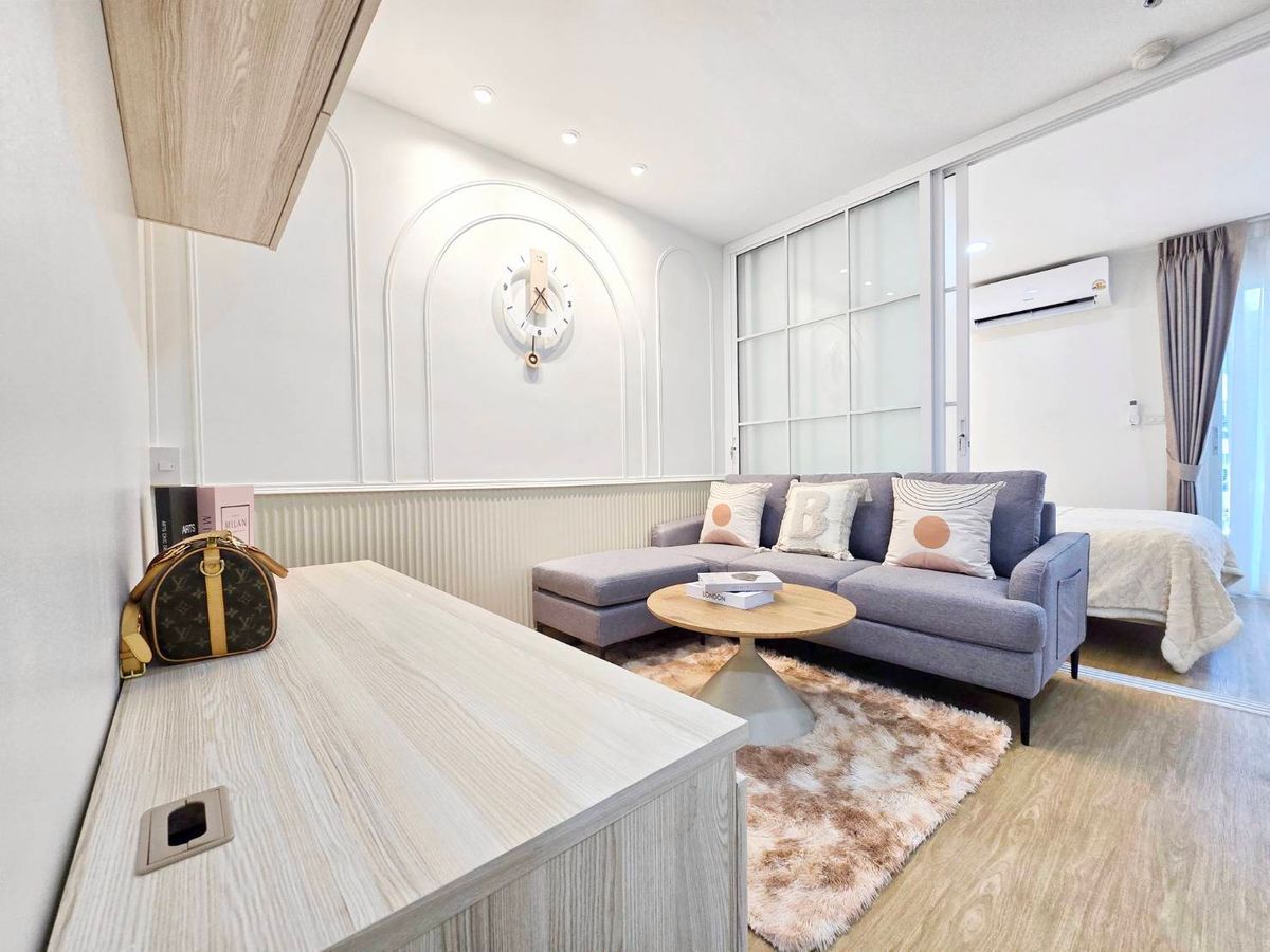 For SaleCondoBangna, Bearing, Lasalle : ✨️✨️𝐖𝐨𝐰 𝐖𝐨𝐰 𝐖𝐨𝐰 🌲🌲 🌲🌲️ Beautiful million, near BTS, Bang Na, separating the room, a special separate kitchen‼ ️ We wrote all 🌲🌲 Regent Home7/2) 🌲🌲 🌲🌲 🌲🌲