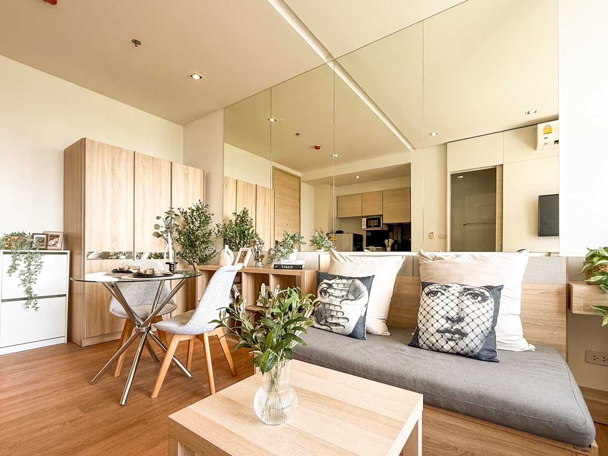 For RentCondoSukhumvit, Asoke, Thonglor : Awesome Condo Sukhumvit 25 Low FLoor Beautiful Furniture