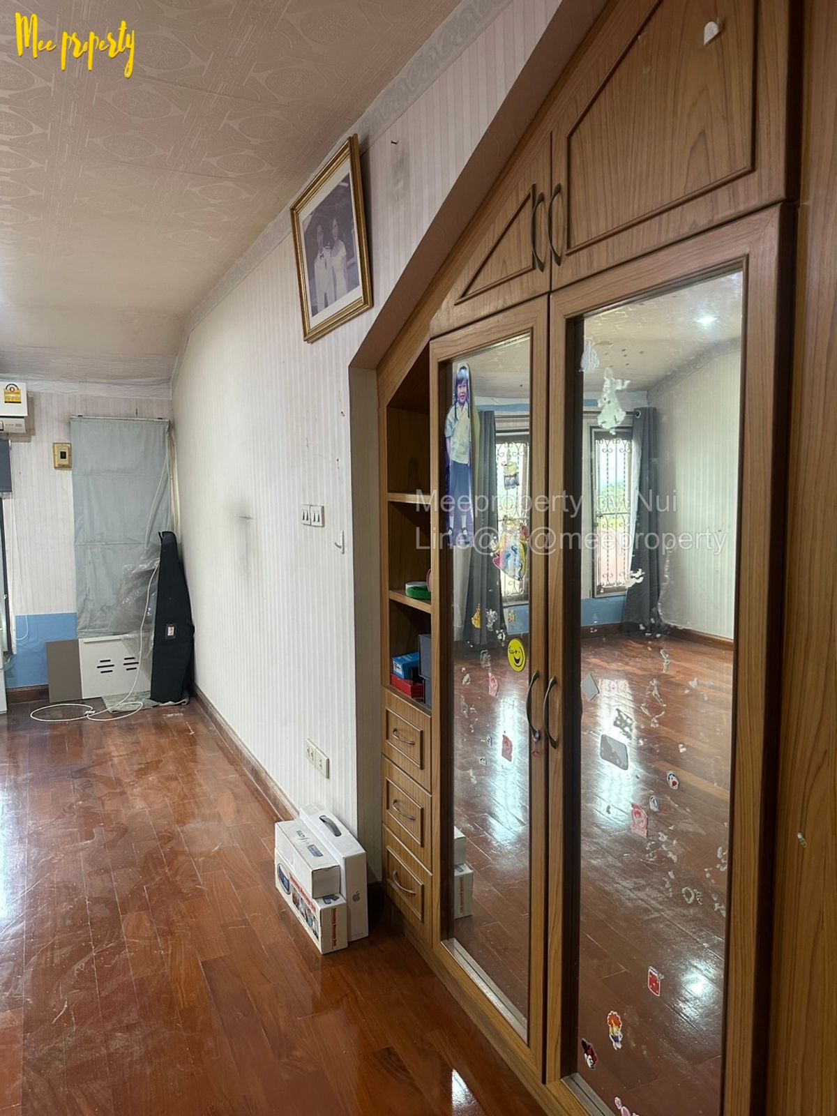 ขายทาวน์โฮมบางซื่อ วงศ์สว่าง เตาปูน : ขายทาวน์โฮม 2 ชั้น ขนาด 23.5 ตร.ว   ย่านประชาชื่น หลังเดียวในโครงการ  มบ.เกร็ดแก้ว 4 ตรงข้ามตลาดบ่องมาร์เช่ ประชาชื่น  ME-198