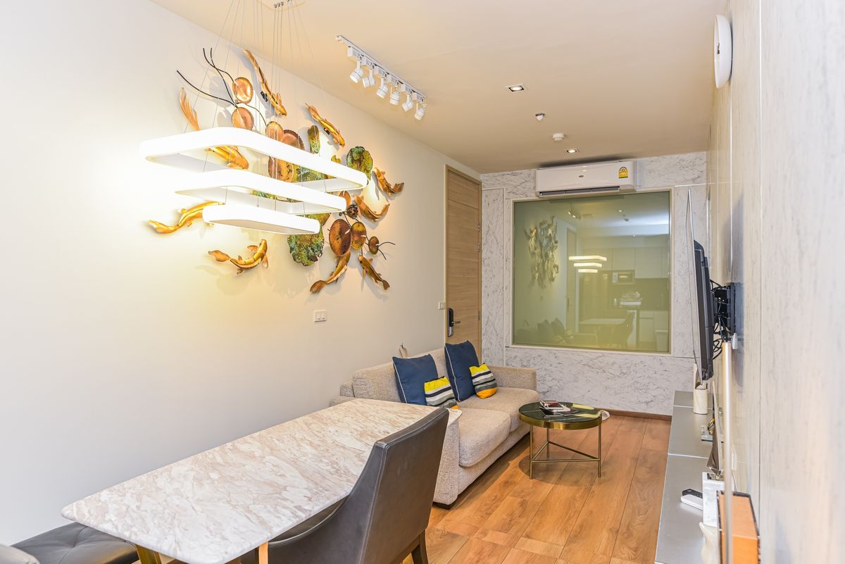 ให้เช่าคอนโดสุขุมวิท อโศก ทองหล่อ : Park 24 (phase 1) - 2 bedrooms for rent