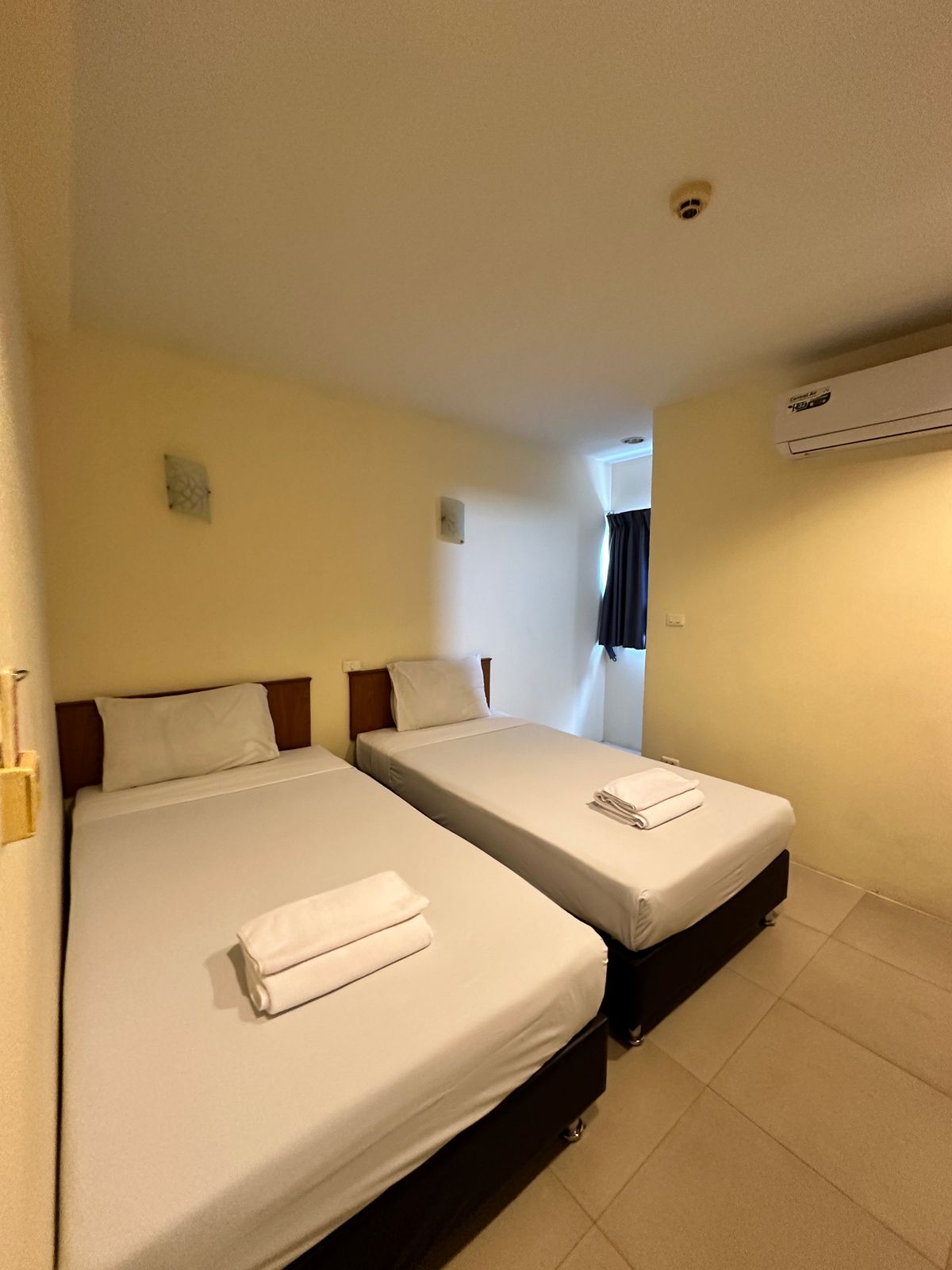 ขายกิจการโรงแรม & กิจการอพาร์ตเมนต์เยาวราช บางลำพู : ขายโรงแรมถนนรามบุตรี