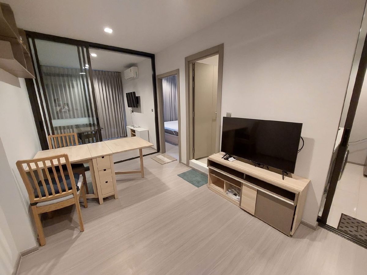 For RentCondoRama9, Petchburi, RCA : 🔥 Hot Deal! Life Asoke-Rama 9 for rent. Special price. The best location in the neighborhood!