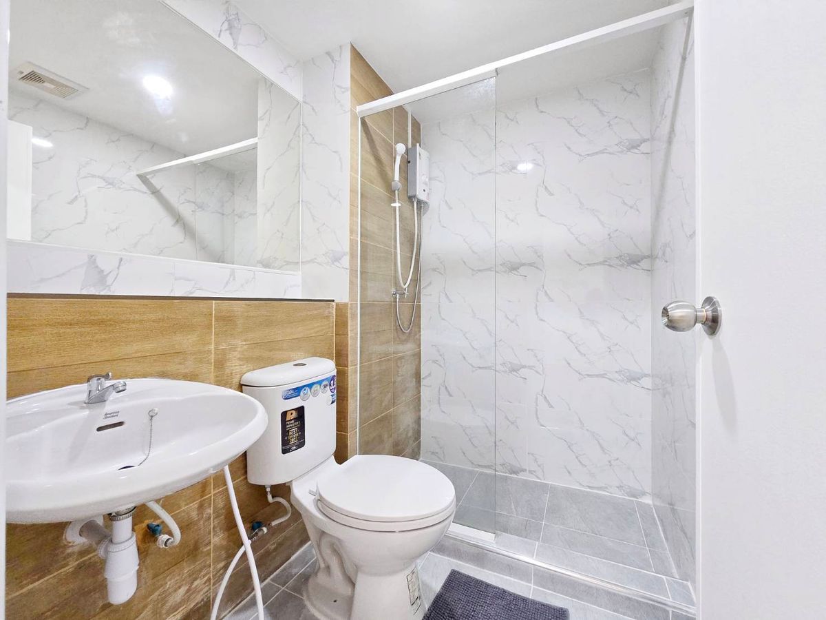 For SaleCondoBangna, Bearing, Lasalle : ✨️✨️𝐖𝐨𝐰 𝐖𝐨𝐰 𝐖𝐨𝐰 🌲🌲 🌲🌲️ Beautiful million, near BTS, Bang Na, separating the room, a special separate kitchen‼ ️ We wrote all 🌲🌲 Regent Home7/2) 🌲🌲 🌲🌲 🌲🌲