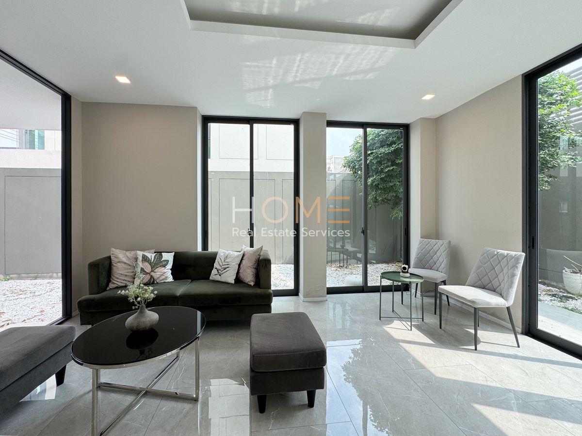 For SaleHome OfficePattanakan, Srinakarin : Mist On Nut - Srinakarin / 4 Bedrooms (Sale), Myst onnut - Srinakarin / 4 Bedrooms (SALE) FON045