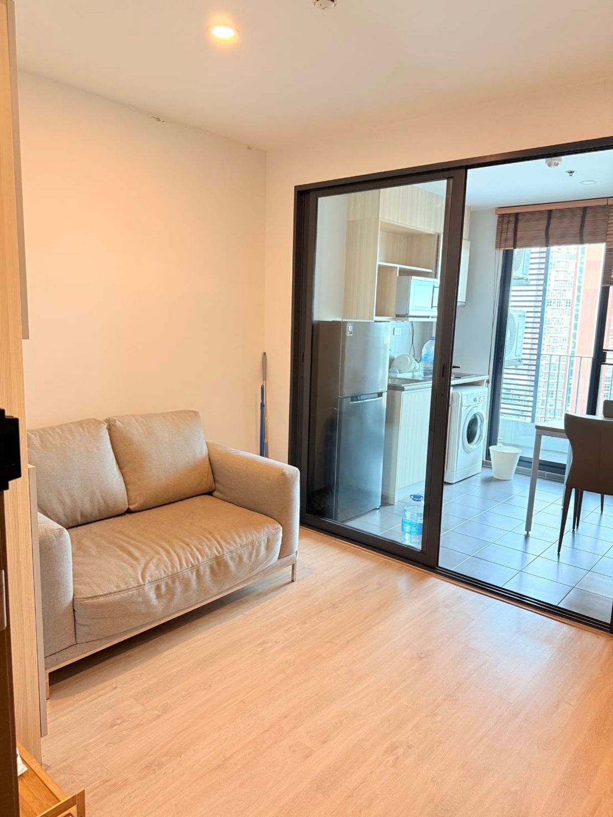 ให้เช่าคอนโดบางนา แบริ่ง ลาซาล : ให้เช่า ✨ IDEO O2 ✨ ใกล้ BTS บางนา เฟอร์นิเจอร์ และ เครื่องใช้ไฟฟ้าครบ 