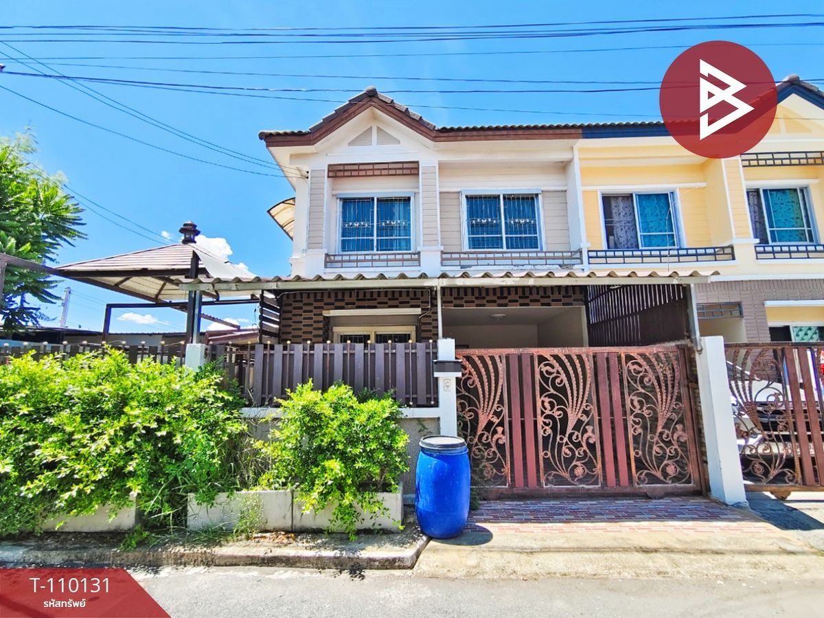 For SaleTownhomeMahachai Samut Sakhon : Townhouse for sale Sinthawa Village, Phutthasakorn, Krathum Baen, Samut Sakhon, ready