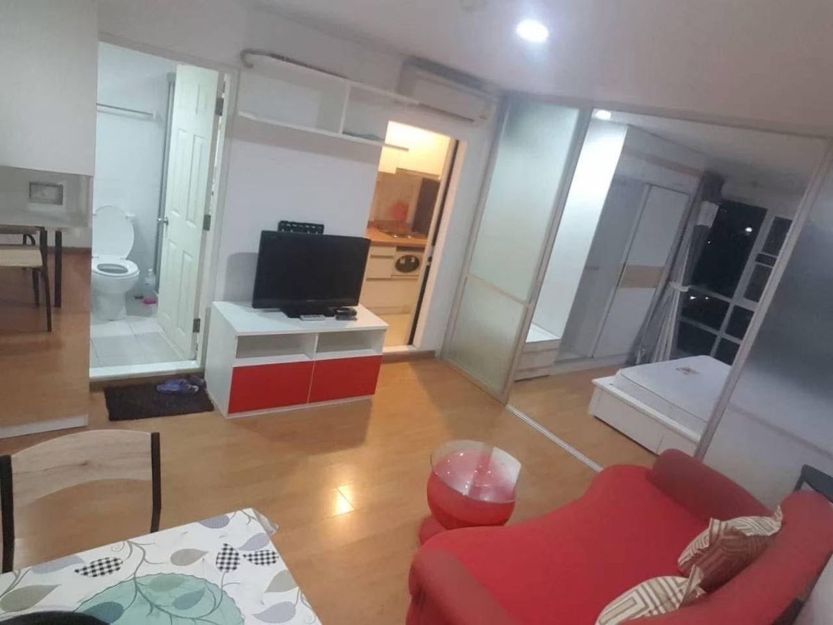 For RentCondoRatchadapisek, Huaikwang, Suttisan : Empty room, U Dice Light, Hu Delight @ Huai Khwang Station, Fir+Electric Appliances Line: @ 551TXOMC