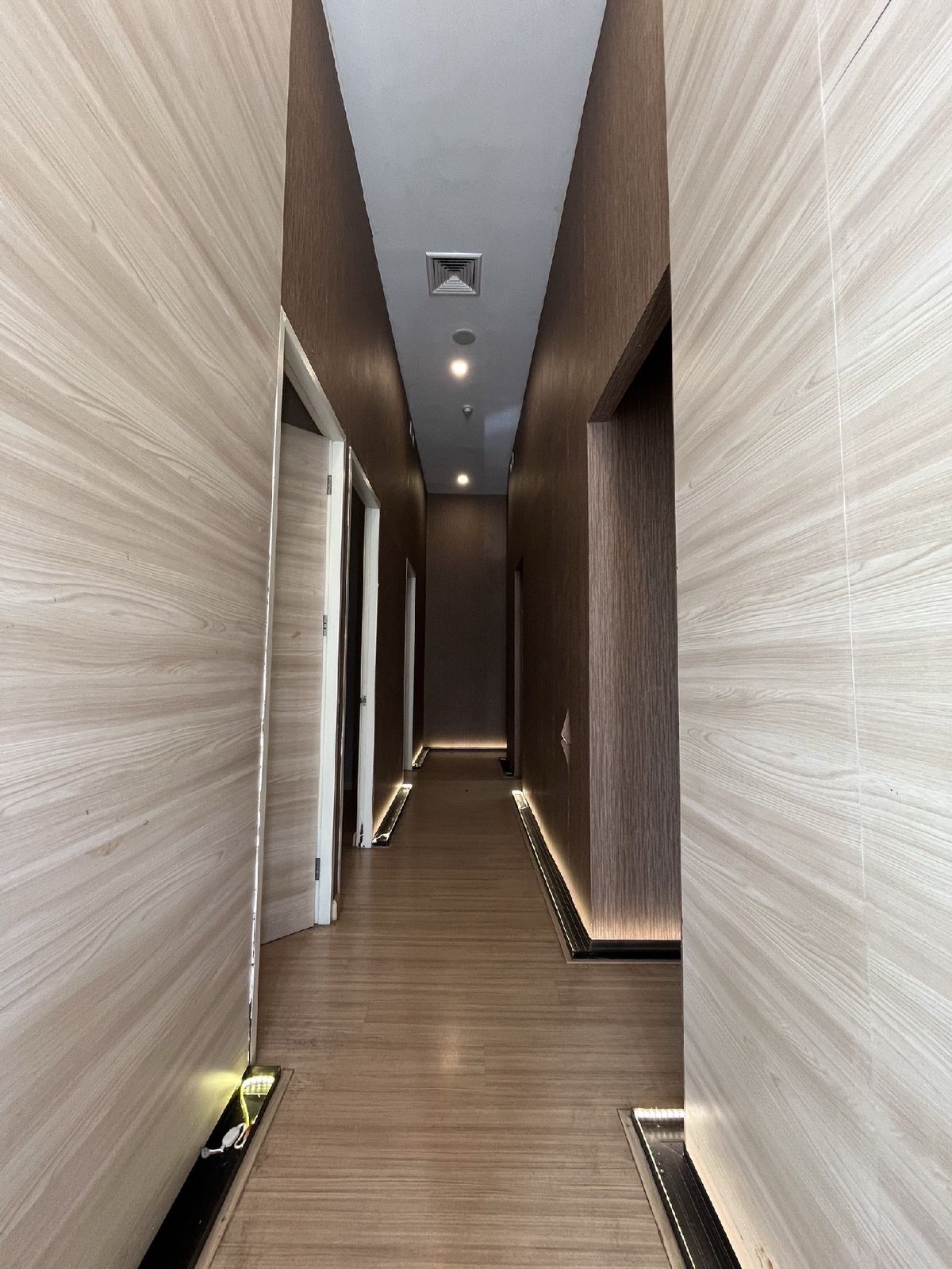 ให้เช่าร้านค้า/ตลาดนัดสุขุมวิท อโศก ทองหล่อ : ปล่อยเช่า พื้นที่ ชั้น G ขนาด 115 ตารางเมตร ซอยสุขุมวิท 39 พร้อมพงษ์ มีที่จอดรถเยอะ ฟรีค่าส่วนกลาง รับพิจารณาทุกธุรกิจ 