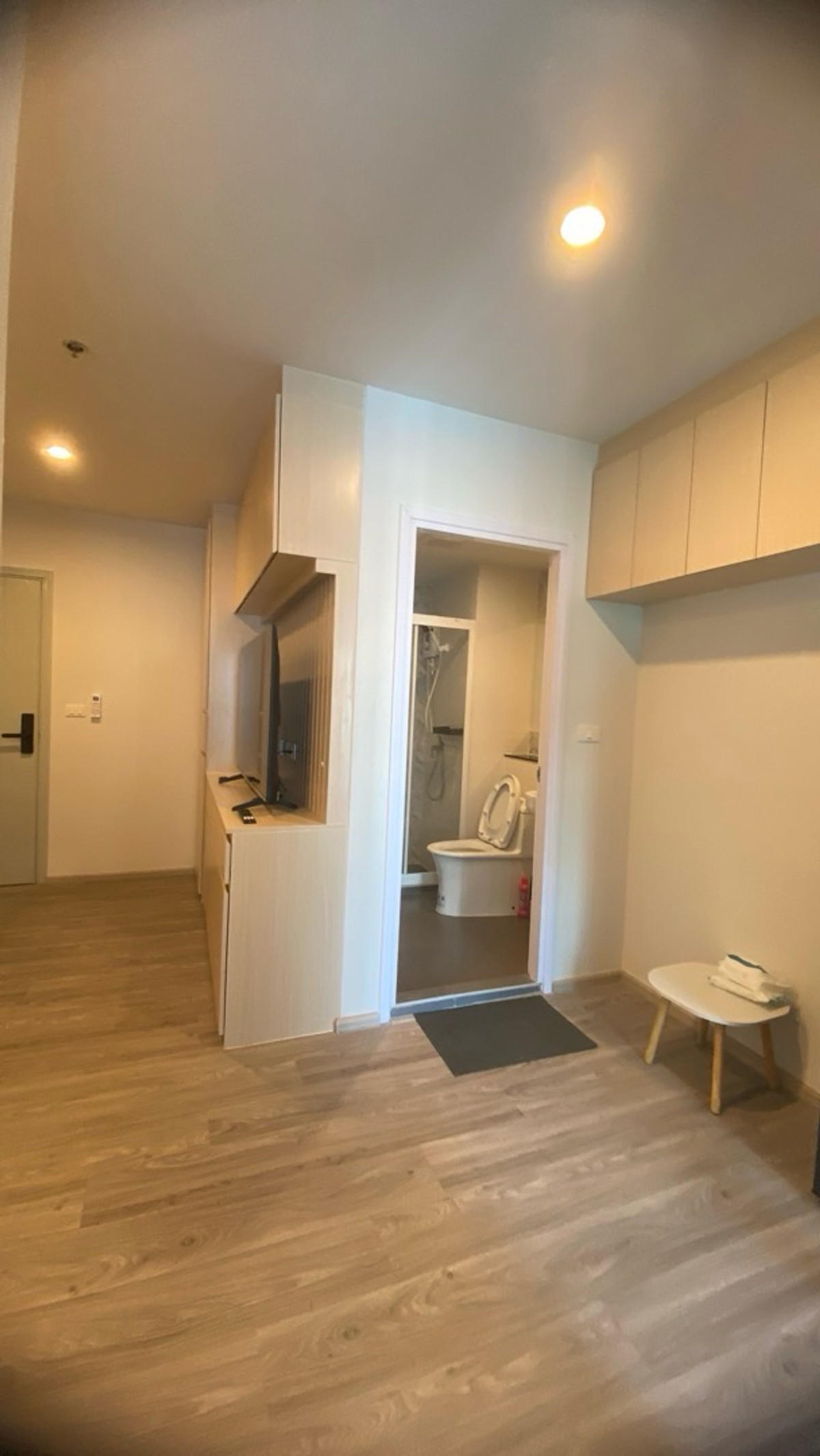 For RentCondoBangna, Bearing, Lasalle : 🚩New Regent Home Bangna, brand new project The room is very beautiful. Contact Aunt Mam 0992982923 Tel/Line