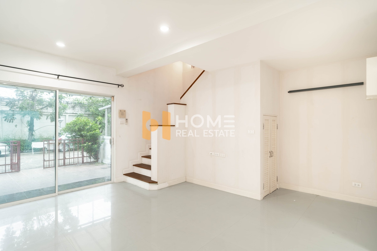 ขายทาวน์โฮมลาดกระบัง สุวรรณภูมิ : Rare Item! หลังที่ส่วนตัวที่สุดในโครงการ 🏠 ขายด่วน! The Metro พระราม 9 - หน้าบ้านไม่ชนใคร! ✨ เดอะ เมทโทร พระราม 9 / 3 ห้องนอน (ขาย), The Metro Rama 9 / 3 Bedrooms (FOR SALE) FON057