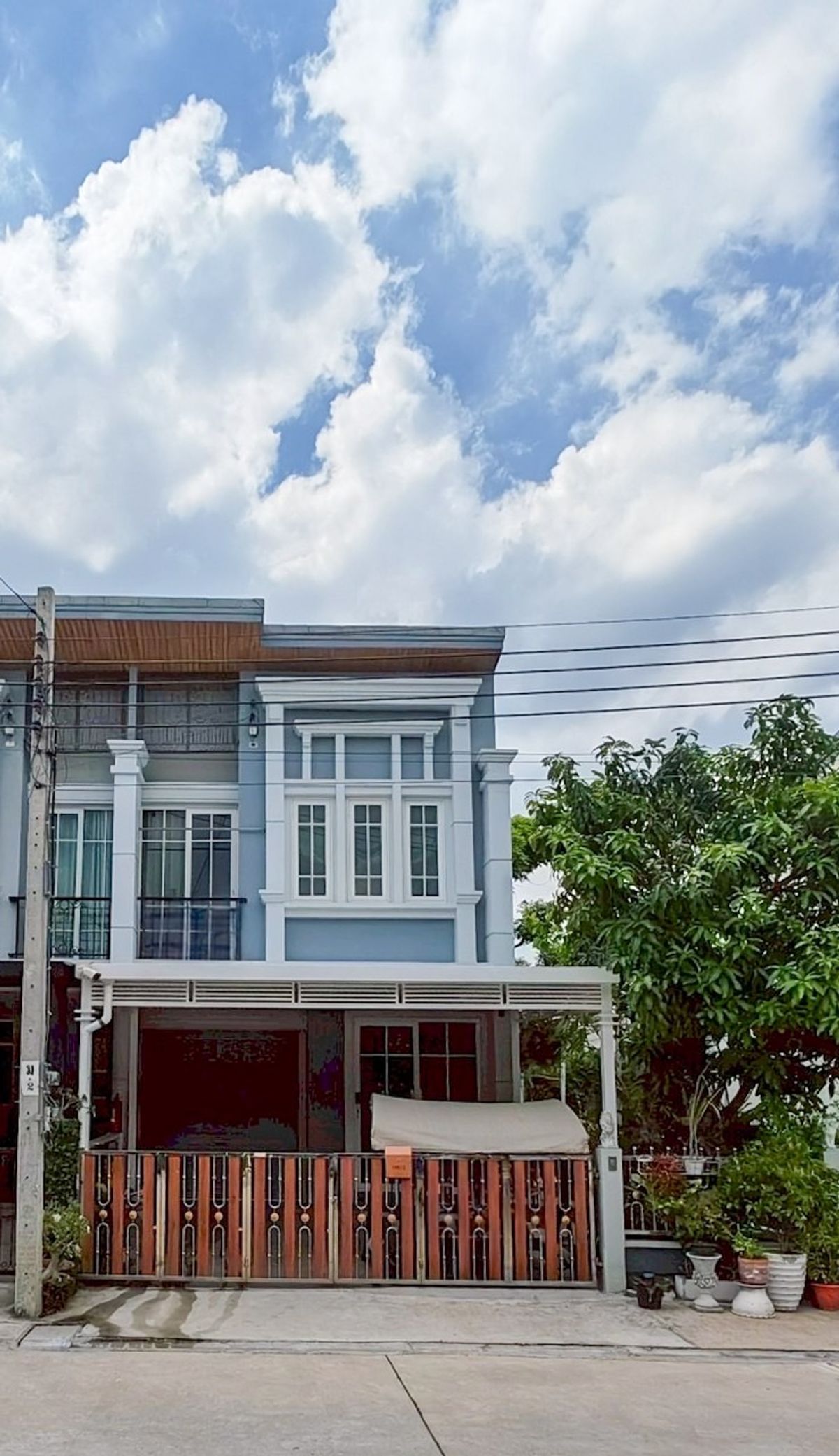 ขายทาวน์โฮมเกษตร นวมินทร์ ลาดปลาเค้า : โกลเด้น ทาวน์ 3 ลาดพร้าว - เกษตรนวมินทร์ / 3 ห้องนอน (ขาย), Golden Town 3 Ladprao - Kasetnawamin / 3 Bedrooms (SALE) PIK075
