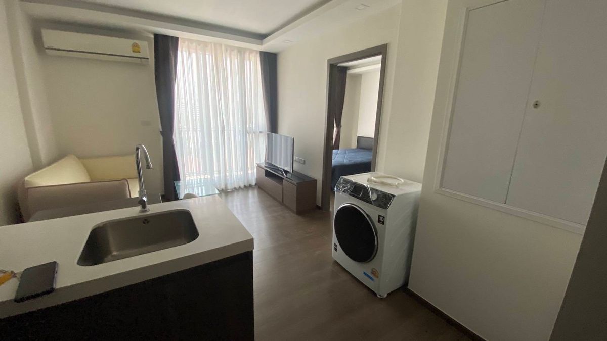 For RentCondoRama9, Petchburi, RCA : The Remarkable Soonvijai Soi 2 for Rent The Restaurant Eble Research Center 2