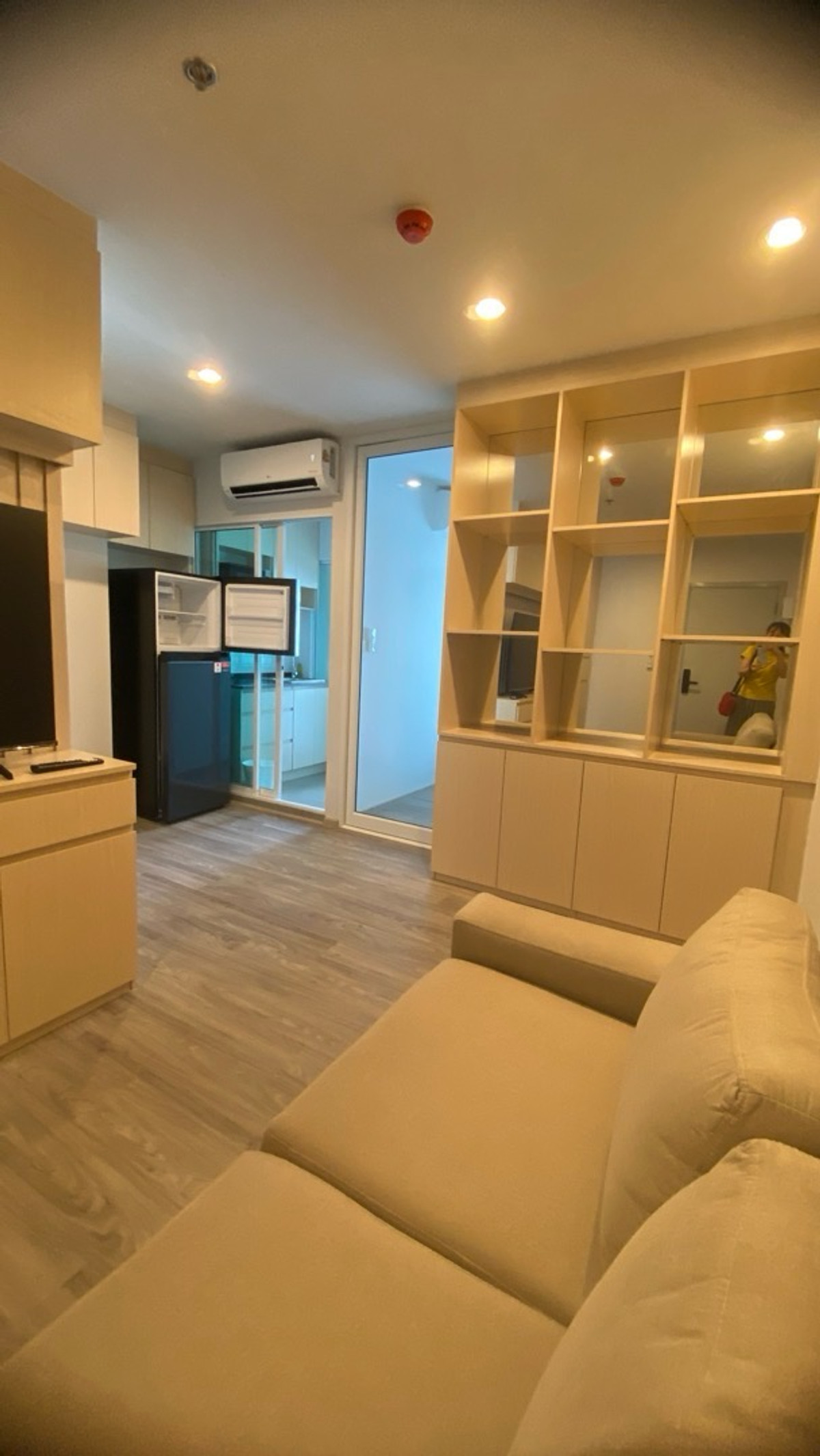 For RentCondoBangna, Bearing, Lasalle : 🚩New Regent Home Bangna, brand new project The room is very beautiful. Contact Aunt Mam 0992982923 Tel/Line
