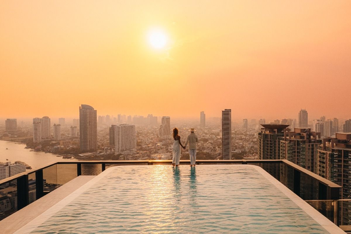 ขายคอนโดสาทร นราธิวาส : ฟรีเฟอร์ SB ฟรีโอน ราคาดีที่สุด ติด รร. นานาชาติ Shrewsbury 1 นอน ใกล้ BTS สะพานตากสิน 081-245-7349